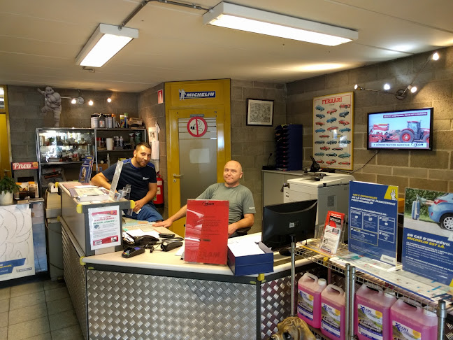 Beoordelingen van QTeam Guillemins in Luik - Banden winkel