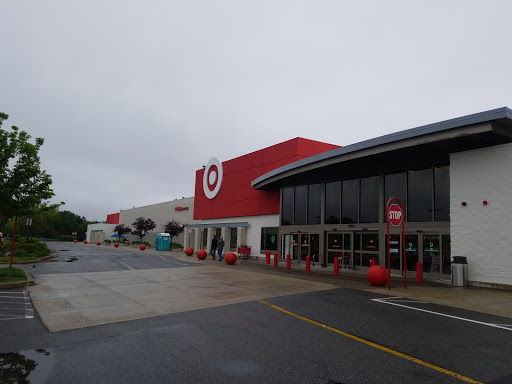 Department Store «Target», reviews and photos, 36 Furlong Dr, Revere, MA 02151, USA