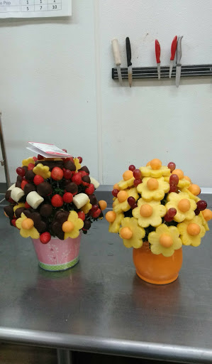 Gift Shop «Edible Arrangements», reviews and photos, 3253 Sunrise Hwy, Wantagh, NY 11793, USA