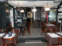 Photos du propriétaire du Restaurant Le Montebello à Paris - n°3