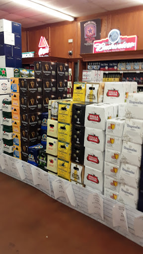 Wine Store «B-21 Fine Wine & Spirits», reviews and photos, 43380 US Hwy 19 N, Tarpon Springs, FL 34689, USA