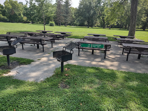 Public Golf Course «Elmwood 18 Hole Golf Course», reviews and photos, 6232 Pacific St, Omaha, NE 68106, USA