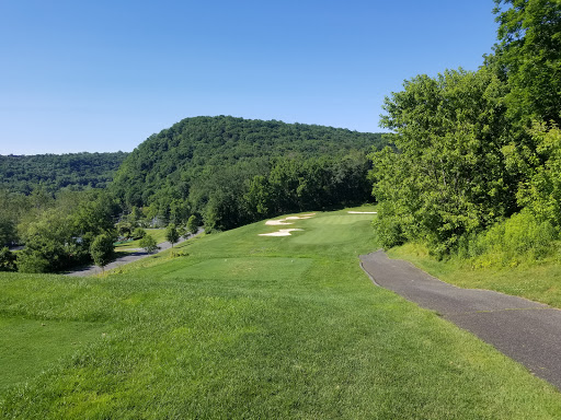 Country Club «Riverview Country Club», reviews and photos, 1 Riverview Pl, Easton, PA 18040, USA