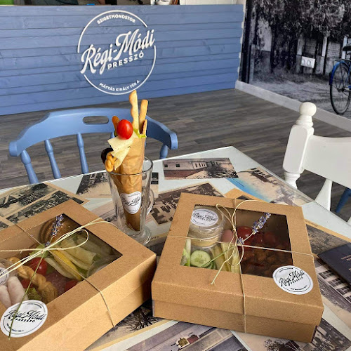 Szigetmonostor, Mátyás király tér 4, 2015