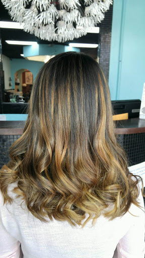 Beauty Salon «The Color Bar Salon Orlando», reviews and photos, 4498 N Alafaya Trail #264, Orlando, FL 32826, USA