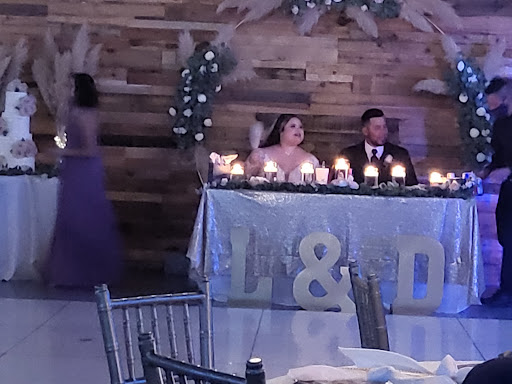 Shopping Mall «Plantation Point Shopping Center», reviews and photos, 6461 Plantation Center Dr, Raleigh, NC 27616, USA