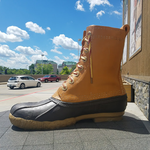 Clothing Store «L.L. Bean», reviews and photos, 100 South Avenue, Bloomington, MN 55425, USA