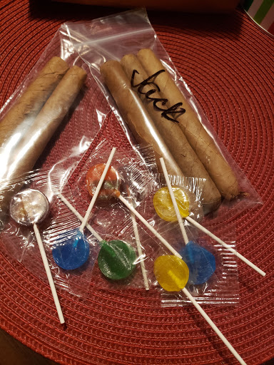 Tobacco Shop «Dewey Avenue Smoke Shop», reviews and photos, 1405 Dewey Ave, Rochester, NY 14613, USA