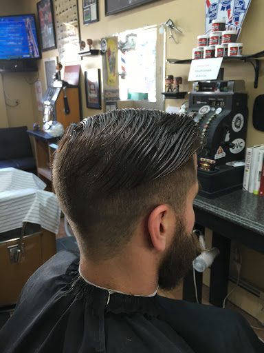 Barber Shop «Downtown Barber Shop», reviews and photos, 16 Main St, Northborough, MA 01532, USA