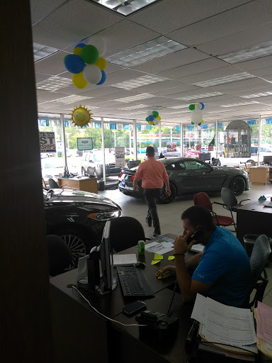Car Dealer «Kunes Country Ford Stateline Superstore», reviews and photos, 104 IL-173, Antioch, IL 60002, USA