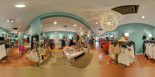 Consignment Shop «Kelsey Resale Boutique», reviews and photos, 49 S Washington St, Hinsdale, IL 60521, USA