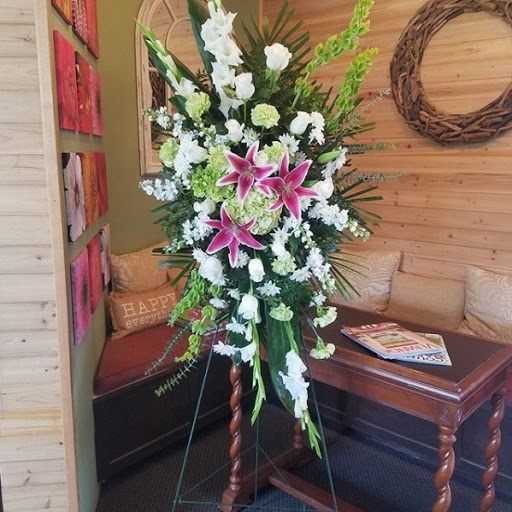 Florist «Mums the Word-A Florist», reviews and photos, 1175 N Berkeley Ave, Fullerton, CA 92832, USA