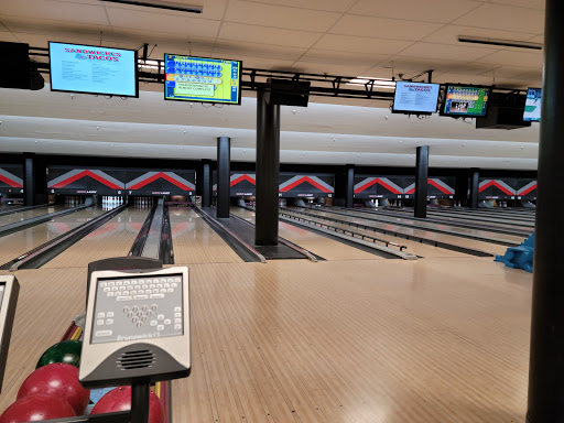 Bowling Alley «Merle Hay Lanes», reviews and photos, 3800 Merle Hay Rd, Des Moines, IA 50310, USA