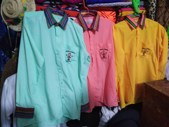 Opiniones de Trajes tipicos arys en Amarilis - Tienda de ultramarinos