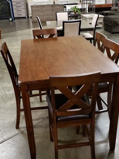 Furniture Store «Mor Furniture for Less», reviews and photos, 1100 N Hayden Meadows Dr, Portland, OR 97217, USA