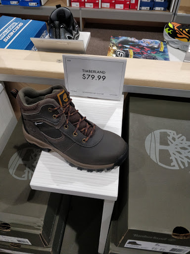 Shoe Store «DSW Designer Shoe Warehouse», reviews and photos, 12922 Middlebrook Road, Germantown, MD 20874, USA