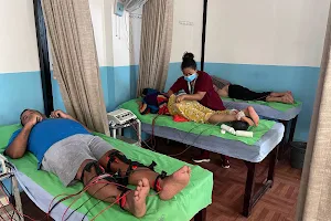 Himalayan Prakritik Hospital image
