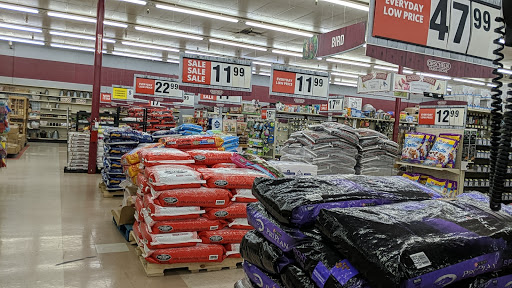 Animal Feed Store «Orscheln Farm & Home», reviews and photos, 860 Country Corners Shop Center, Washington, MO 63090, USA