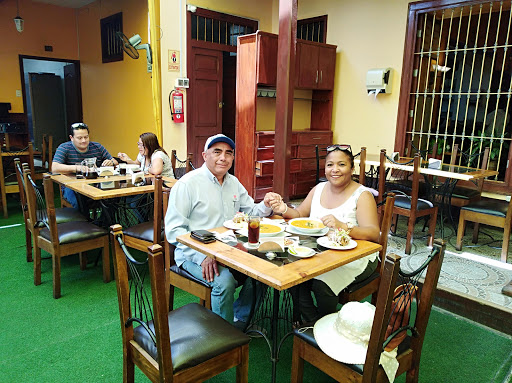 Lugares para cenar con amigos en Trujillo