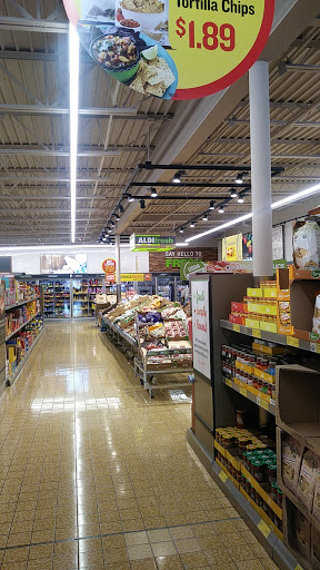 Supermarket «ALDI», reviews and photos, 527 W 14th St, Chicago Heights, IL 60411, USA