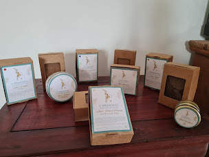 Photo n°4 de l'arnaghju di u picciu de la ruche aux savons à Montegrosso ()