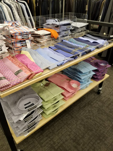 Department Store «Nordstrom Rack», reviews and photos, 17200 Southcenter Pkwy, Tukwila, WA 98188, USA