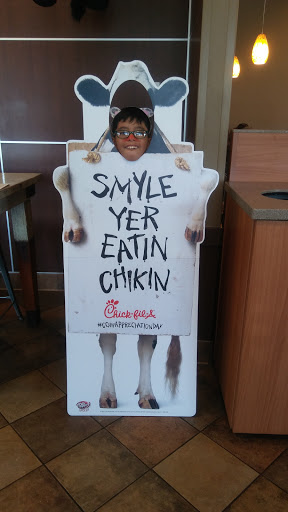 Fast Food Restaurant «Chick-fil-A», reviews and photos, 7785 E Hampden Ave, Denver, CO 80231, USA