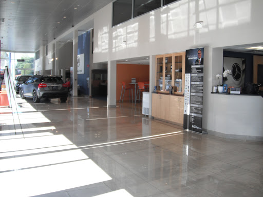 Mercedes Benz Dealer «Mercedes-Benz of Natick», reviews and photos, 253 N Main St, Natick, MA 01760, USA