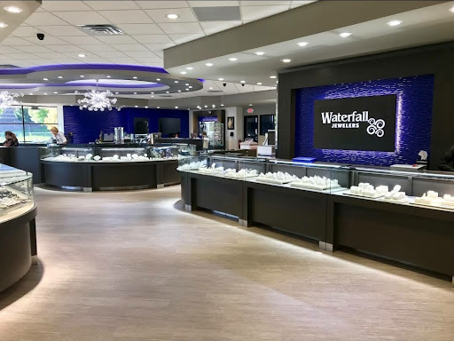Jeweler «Waterfall Jewelers», reviews and photos, 5649 Dixie Hwy, Waterford Twp, MI 48329, USA