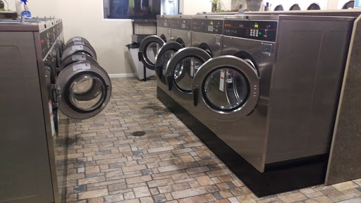 Laundromat «Elite Laundry and Car Wash LLC.», reviews and photos, 312 Chatham Heights Rd, Fredericksburg, VA 22405, USA