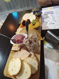 Charcuterie du Restaurant La Braise à Violaines - n°3