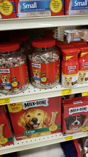 Pet Supply Store «PetSmart», reviews and photos, 240 N Gates Dr, Bloomington, IN 47404, USA