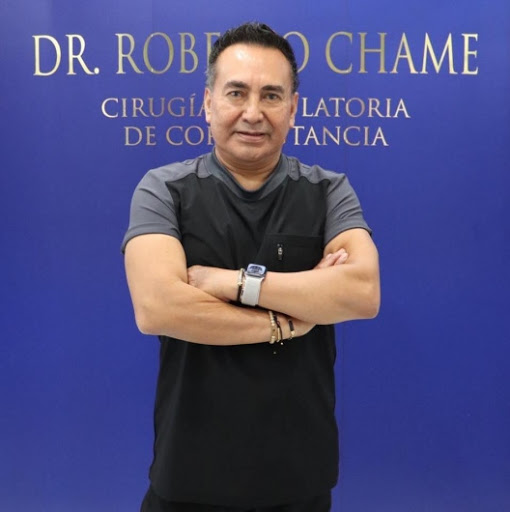 Dr. Roberto González Chame, Médico estético