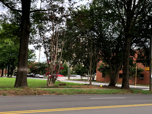 Funeral Home «Carl M Ellington Funeral Services», reviews and photos, 727 E Morehead St, Charlotte, NC 28202, USA