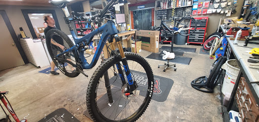 Bicycle Store «Bicycles Etc.», reviews and photos, 8036 Philips Hwy #8, Jacksonville, FL 32256, USA