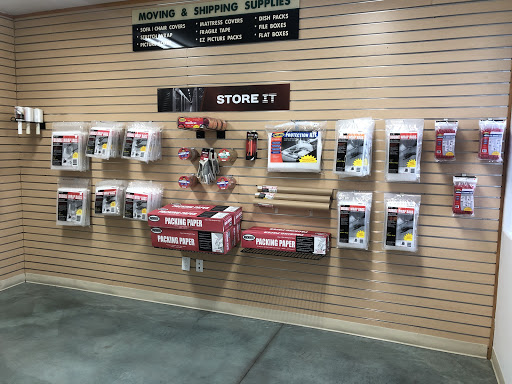 Self-Storage Facility «Corona Self Storage at Dos Lagos», reviews and photos, 21702 Temescal Canyon Rd, Corona, CA 92883, USA