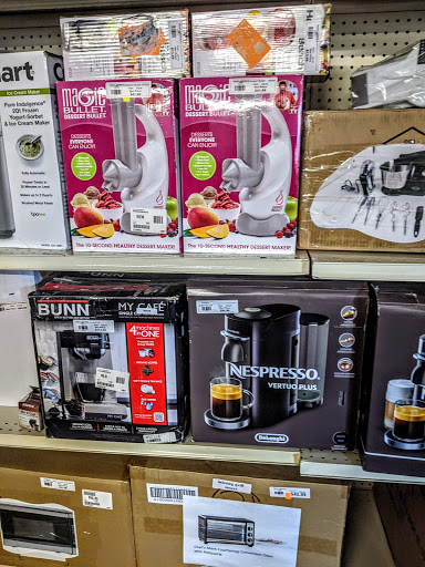 Warehouse store «Crazy Apes Discount Warehouse», reviews and photos, 2109 US-8, St Croix Falls, WI 54024, USA