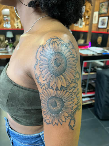 Tattoo Shop «Big Mikes House of Ink Inc», reviews and photos, 1026 W N Blvd, Leesburg, FL 34748, USA