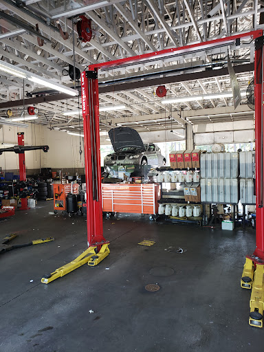 Tire Shop «Firestone Complete Auto Care», reviews and photos, 3525 Peachtree Industrial Blvd, Duluth, GA 30096, USA