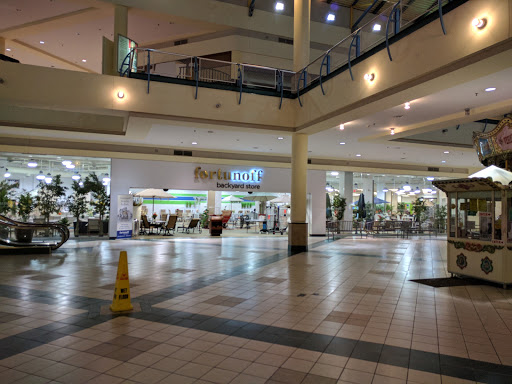 Shopping Mall «The Mall at The Source», reviews and photos, 1504 Old Country Rd, Westbury, NY 11590, USA