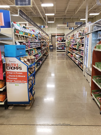 Pet Supply Store «PetSmart», reviews and photos, 159 N Weber Rd, Bolingbrook, IL 60490, USA