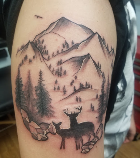 Tattoo Shop «Silver Ink Tattoo», reviews and photos, 110 Monmouth Ave N Studio 5, Monmouth, OR 97361, USA