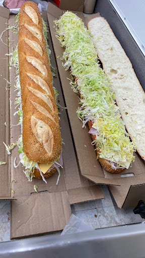 Grocery Store «Lake Village Market», reviews and photos, 904 Johnson Ave, Ronkonkoma, NY 11779, USA