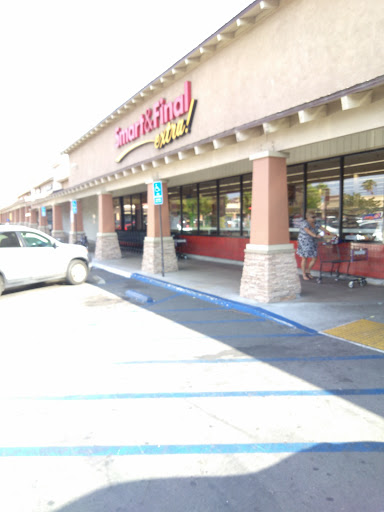 Grocery Store «Smart & Final Extra!», reviews and photos, 5202 Arlington Ave, Riverside, CA 92504, USA