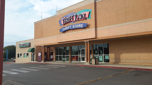 Thrift Store «Thrift Town», reviews and photos, 2864 Thousand Oaks, San Antonio, TX 78232, USA