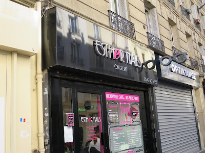 ESTHER NAILS à Paris
