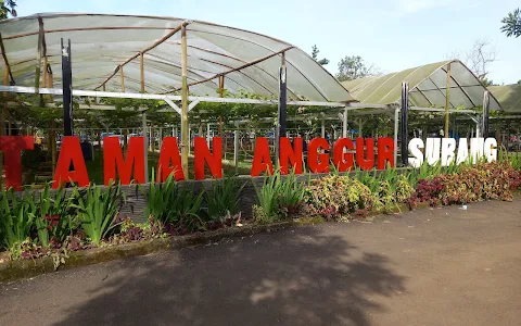 Taman Anggur Kukulu O&i Farm Subang (Jawara Budaya) image
