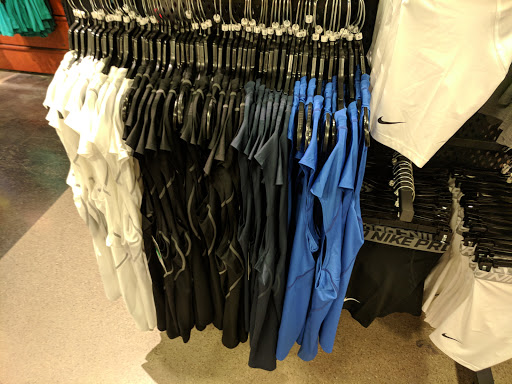 Sporting Goods Store «Nike Factory Store», reviews and photos, 447 Great Mall Dr #484, Milpitas, CA 95035, USA