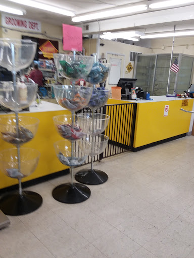 Pet Supply Store «Pet Haven», reviews and photos, 2524 W 13th St N, Wichita, KS 67203, USA