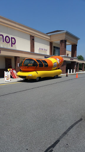 Grocery Store «Stop & Shop», reviews and photos, 170 New York 303, Orangeburg, NY 10962, USA